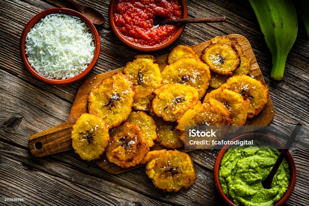 Patacones fried plantains